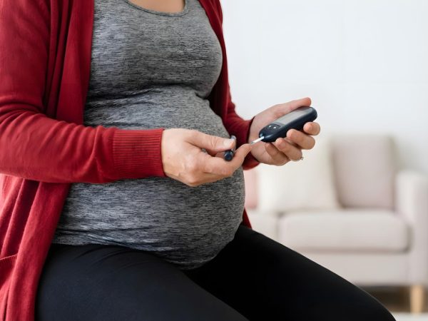 Gestational Diabetes: Early Warning Signs and What to Watch